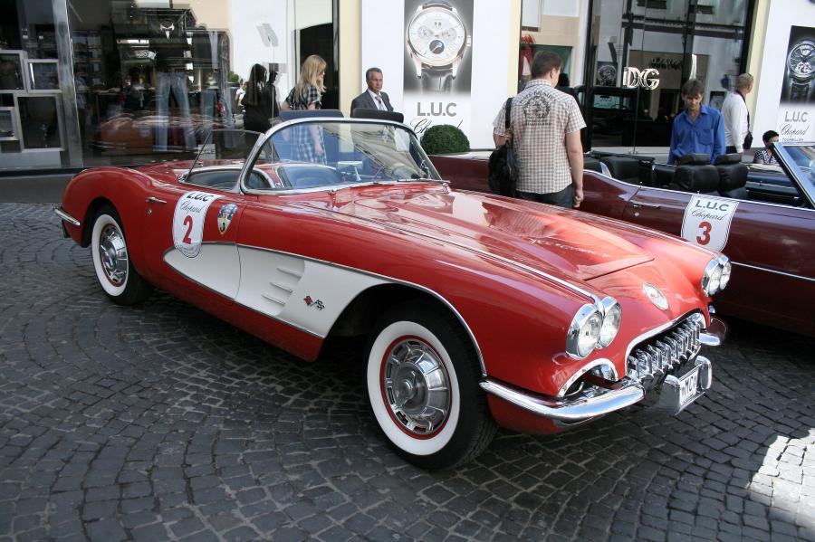  Chevrolet Corvette 1956 года  (фото 37 из 58)